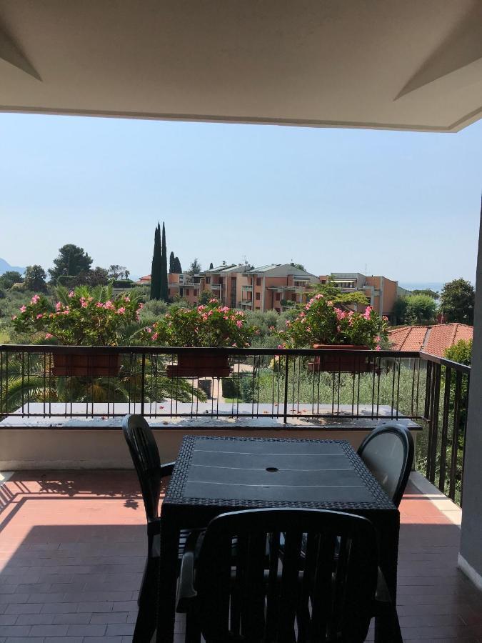 Albergo Villa Angela Тосколано-Мадерно Экстерьер фото